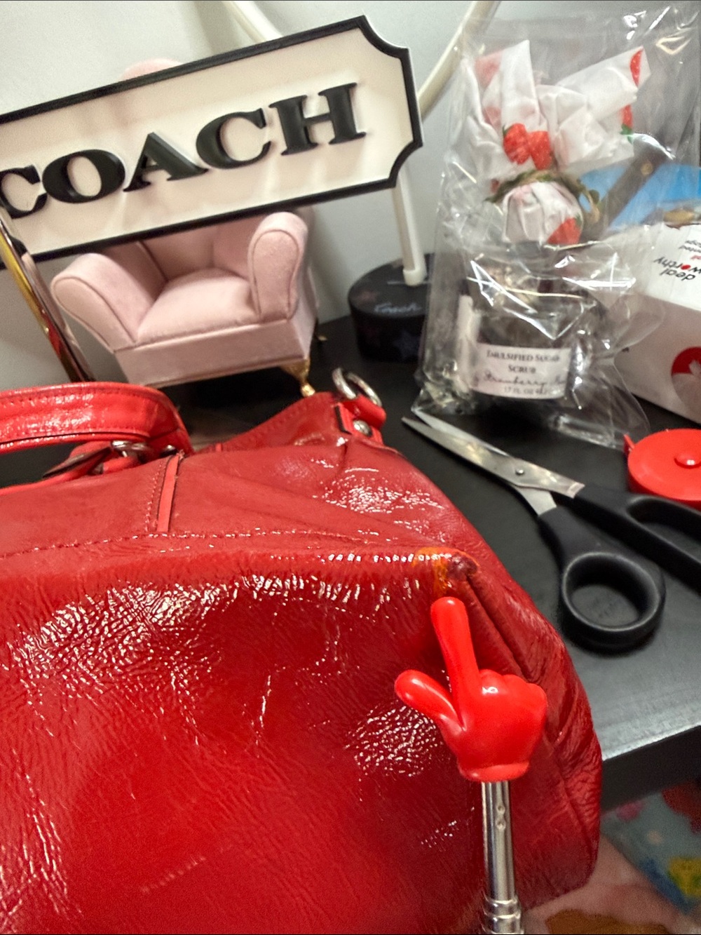 Coach Poppy Y2K Red Patent Leather Shoulder Bag with Front Pocket - Picture 12 of 17